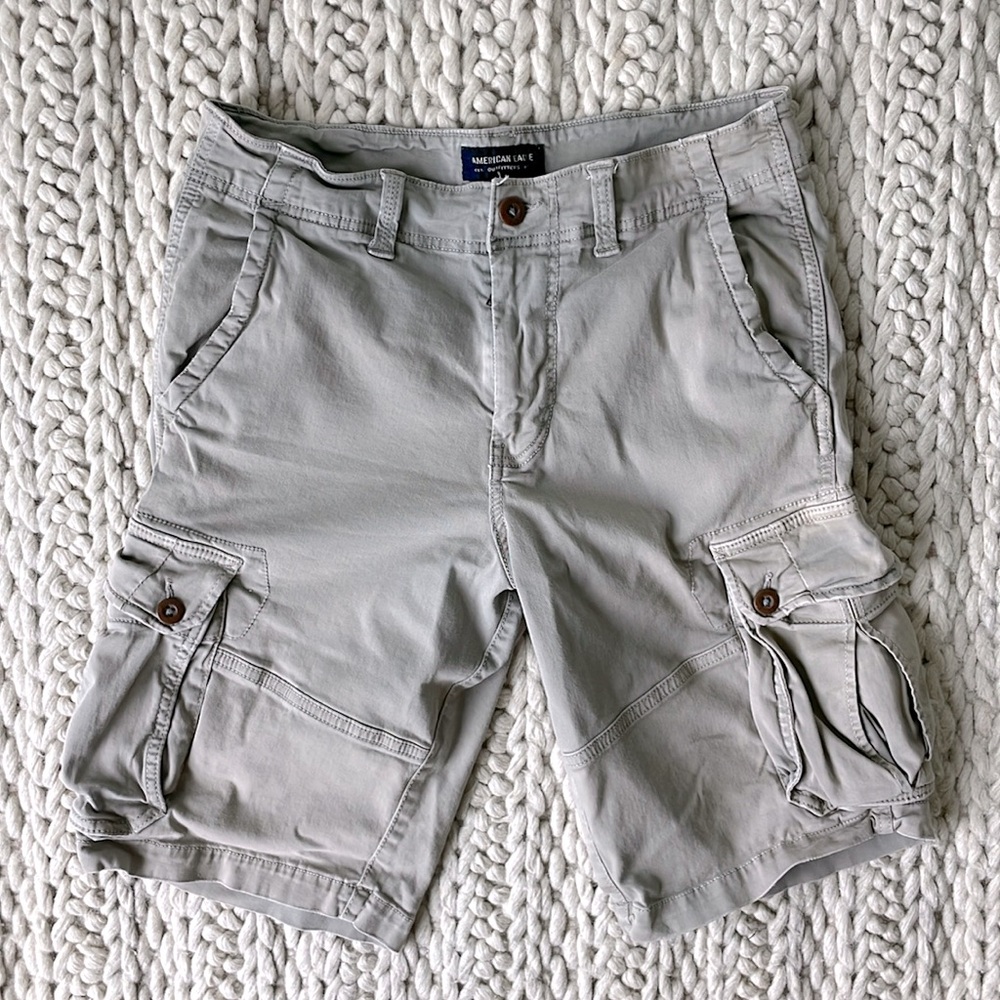 American Eagle Men’s Cargo Shorts in Beige - Size: 32